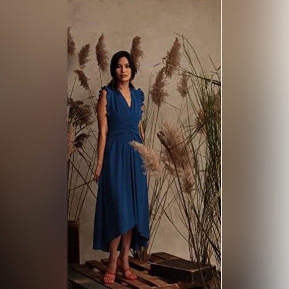 Maggy London V-Neck Hi-lo Midi Dress with Gathered Waist and Ruffle Details - Picture 5 of 7